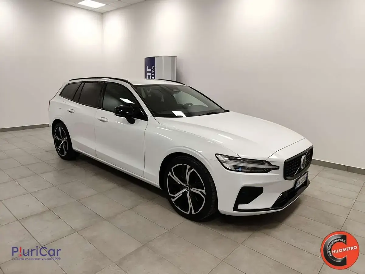 Usata Volvo V60 Plus 197 CV (144 kW) 2023 Bianco Station wagon