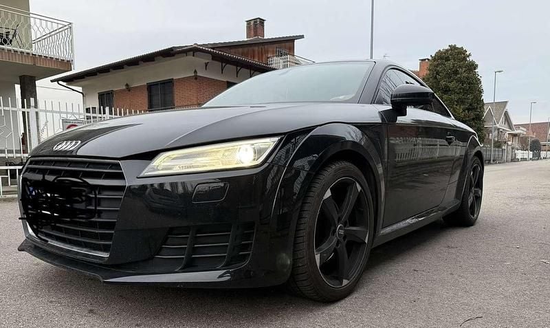 Usata Audi TT Design 184 CV (135 kW) 2015 Nero Coupé