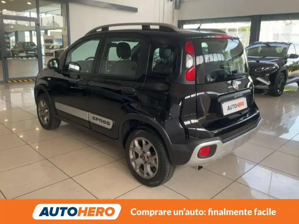 Usata Fiat Panda Cross Cross 86 CV (63 kW) 2018 Nero Utilitaria