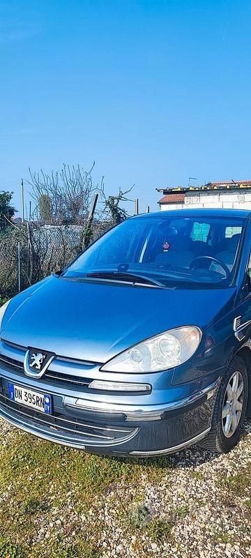 Usata Peugeot 807 128 CV (94 kW) 2008 Blu Monovolume