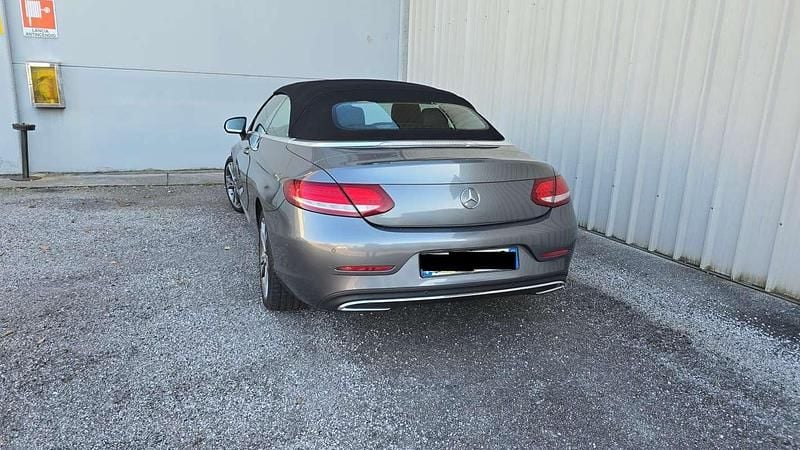 Usata Mercedes C220 170 CV (125 kW) 2017 Grigio Cabrio