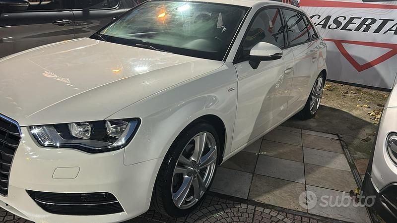 Usata Audi A3 S-Line 110 CV (80 kW) 2015 Bianco Berlina