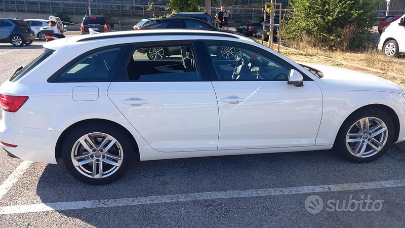 Usata Audi A4 120 CV (88 kW) 2016 Utilitaria