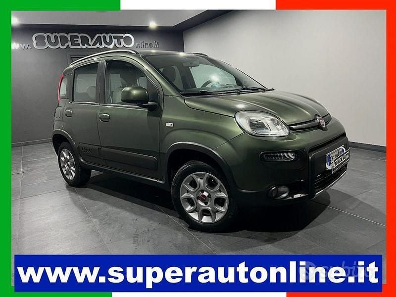 Usata Fiat Panda 4x4 S 75 CV (55 kW) 2014 Verde Utilitaria