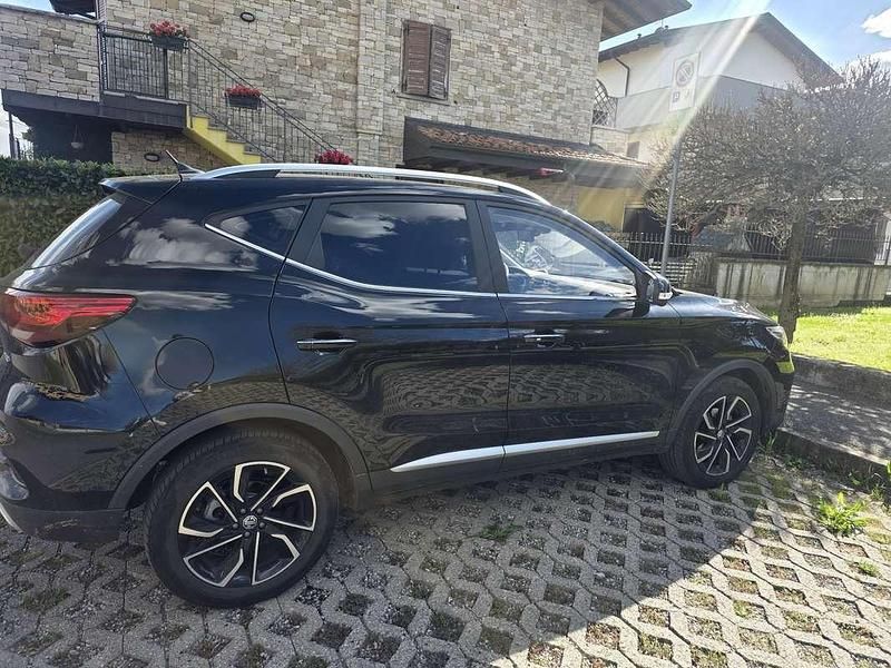 Usata MG ZS Luxury 111 CV (81 kW) 2023 SUV