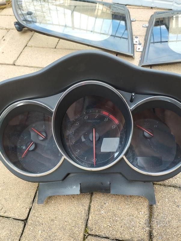 Usata 2007 Mazda RX8 Due volumi | 1234 € - Immagine 1/4