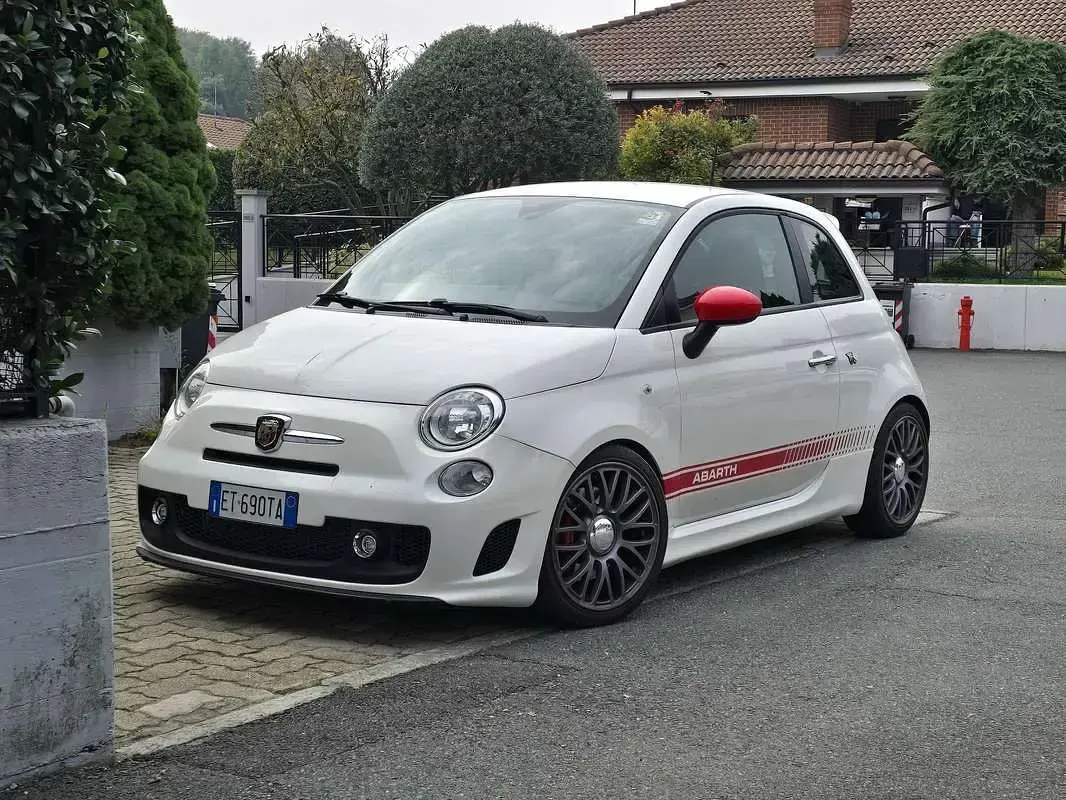 Usata Abarth 595 Competizione 135 CV (99 kW) 2014 Bianco Utilitaria