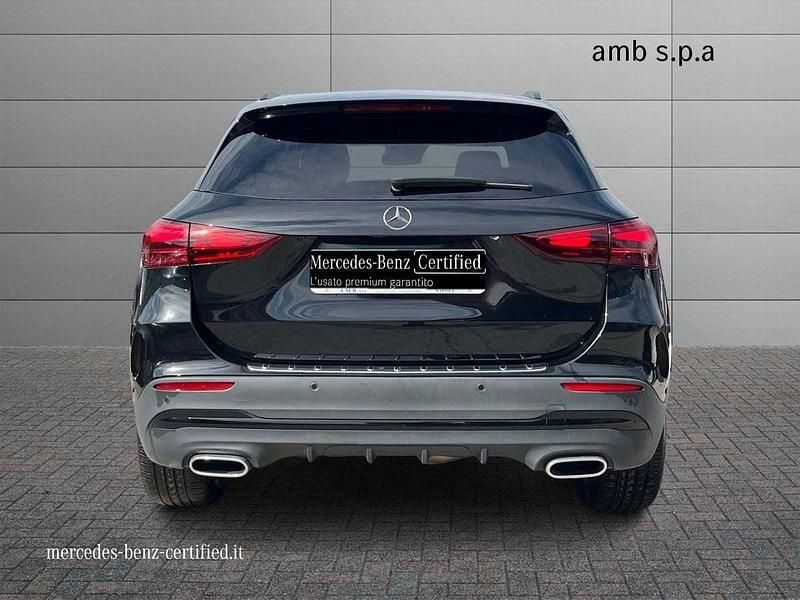 Usata Mercedes GLA200 AMG line 150 CV (110 kW) 2024 Nero SUV