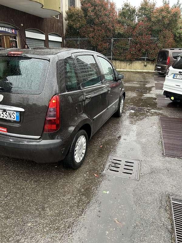 Usata Lancia Musa 95 CV (69 kW) 2007 Monovolume