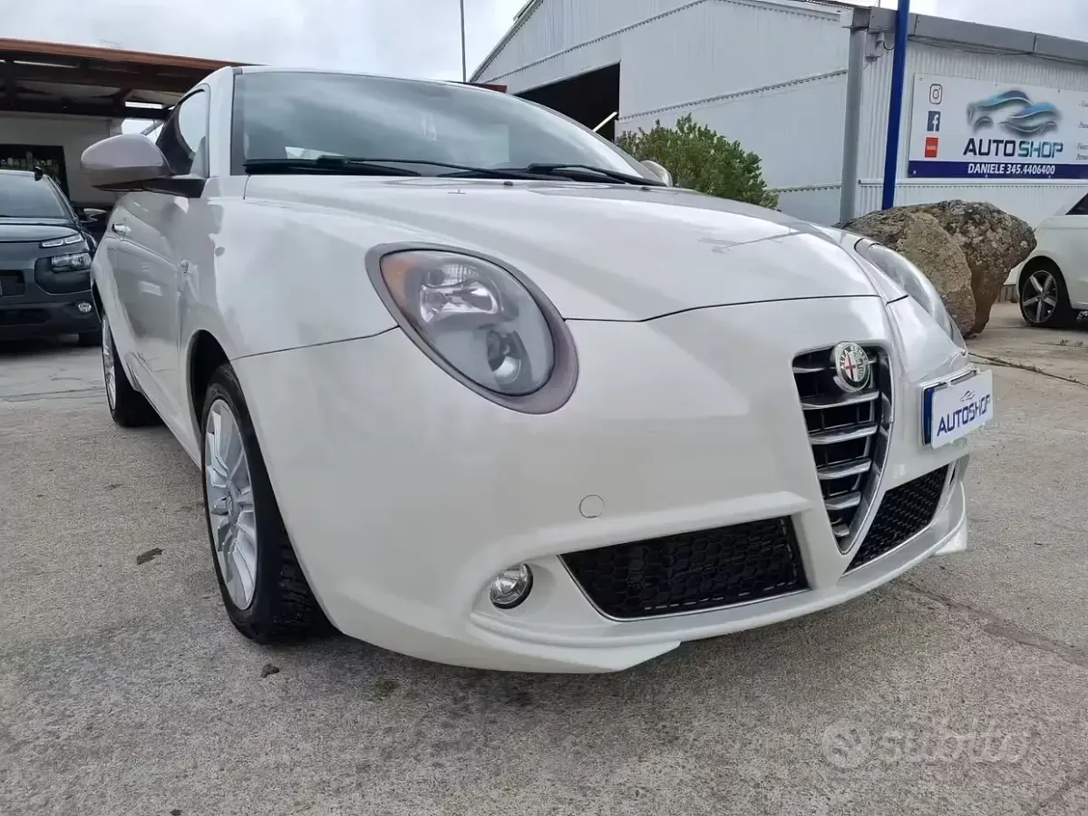 Usata Alfa Romeo MiTo Distinctive 85 CV (62 kW) 2015 Bianco Utilitaria