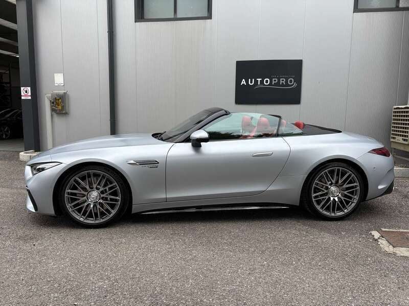 Usata Mercedes SL55 AMG AMG 476 CV (350 kW) 2024 Argento Cabrio