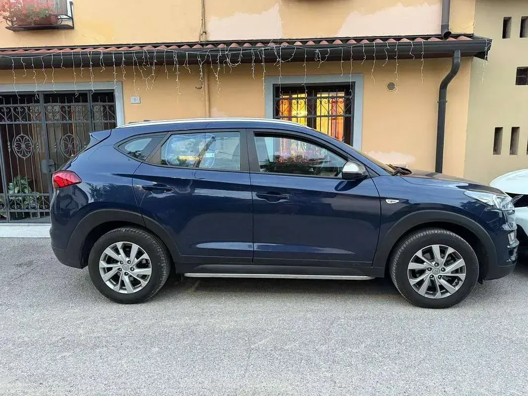 Usata Hyundai Tucson 132 CV (97 kW) 2019 Blu/azzurro SUV