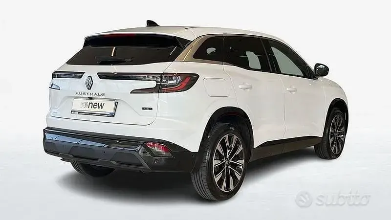 Usata Renault Austral Techno 198 CV (145 kW) 2023 Bianco SUV
