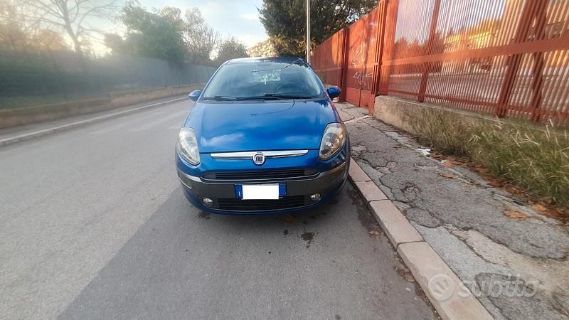 Usata Fiat Punto Evo S 95 CV (69 kW) 2010 Blu Utilitaria