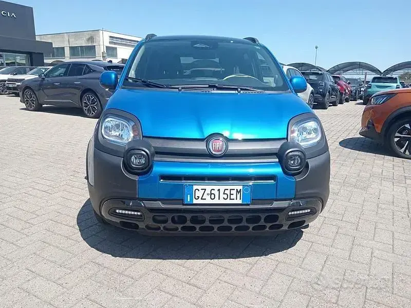 Usata Fiat Panda S 70 CV (51 kW) 2025 Bluazzurro Utilitaria