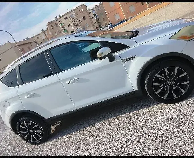 Usata Ford Kuga 136 CV (100 kW) 2009 Bianco SUV