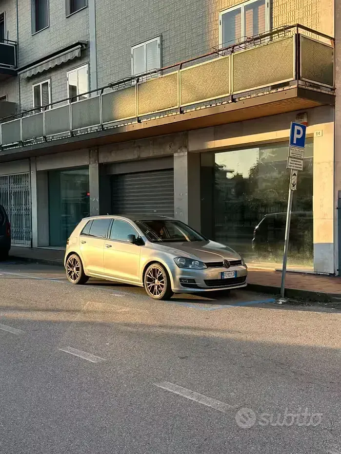 Usata VW Golf VII 110 CV (80 kW) 2016 Grigio Berlina