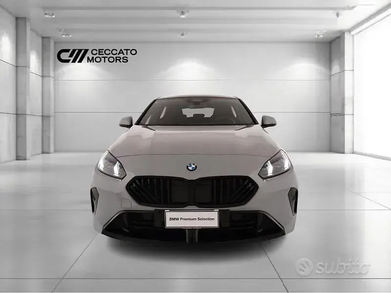 Usata BMW 120 M Sport 150 CV (110 kW) 2025 Grigio Utilitaria