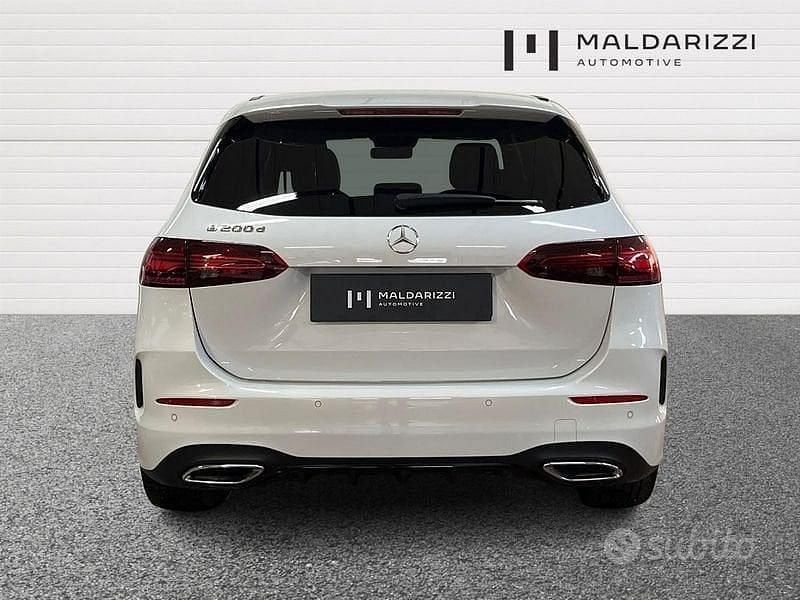Usata Mercedes 200 Advanced Plus 150 CV (110 kW) 2023 Bianco Monovolume
