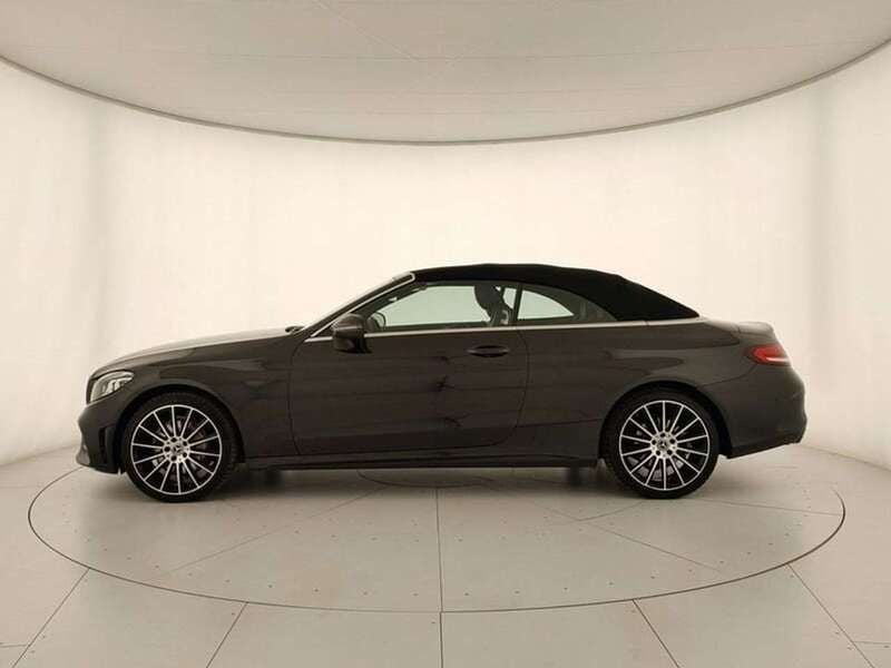 Usata Mercedes C220 Premium 194 CV (142 kW) 2019 Nero Cabrio