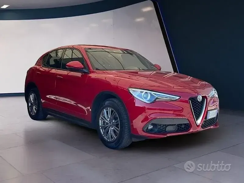 Usata Alfa Romeo Stelvio Business 190 CV (139 kW) 2022 Rosso SUV
