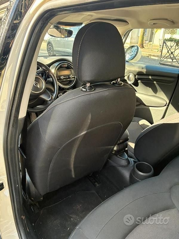 Usata Mini Cooper D 136 CV (100 kW) 2016 Bianco Utilitaria