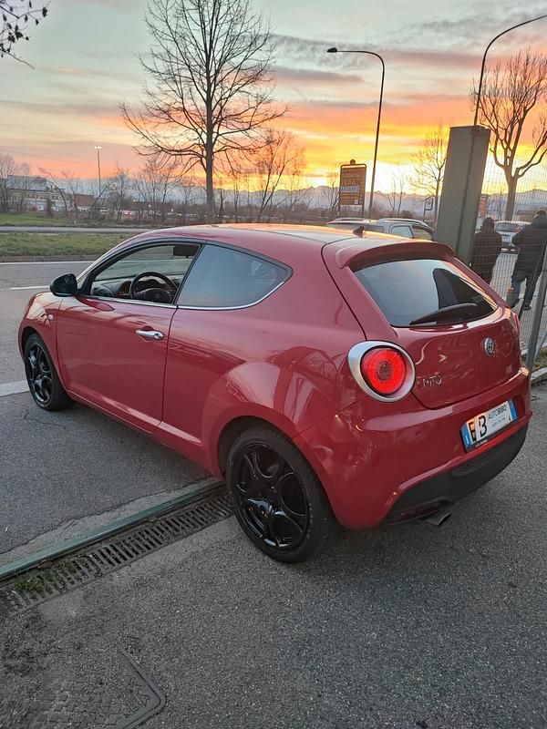 Usata Alfa Romeo MiTo Distinctive 120 CV (88 kW) 2012 Rosso Utilitaria