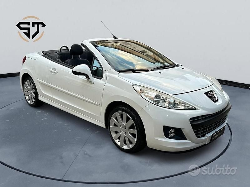 Bianco Usata 2011 Peugeot 207 CC Allure Cabrio | 6450 € (Buon prezzo) - Immagine 1/4