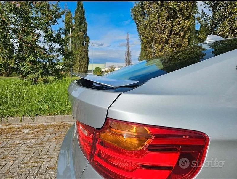 Usata BMW 330 Sport Line 258 CV (189 kW) 2014 Grigio Berlina