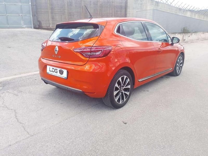 Usata Renault Clio V Edition One 101 CV (74 kW) 2020 Other Berlina