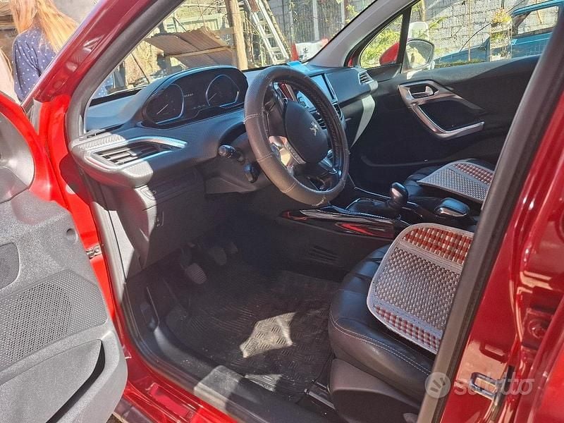 Usata Peugeot 2008 2017 Rosso SUV