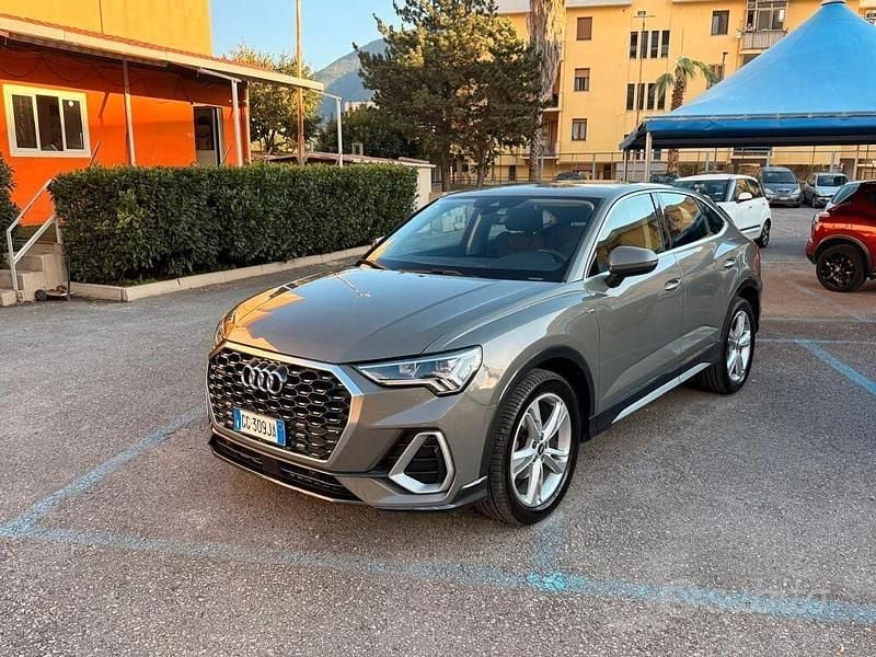 Usata Audi Q3 Sportback S-Line 149 CV (109 kW) 2021 Grigio SUV