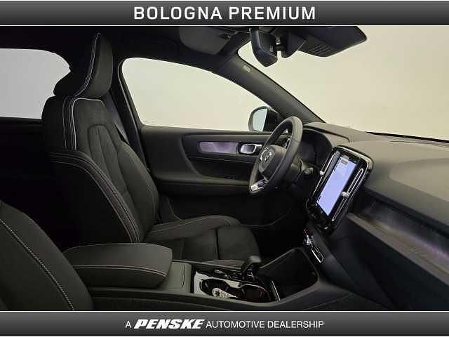 Usata Volvo XC40 Single Motor 136 kW (185 CV) 2024 Bianco SUV