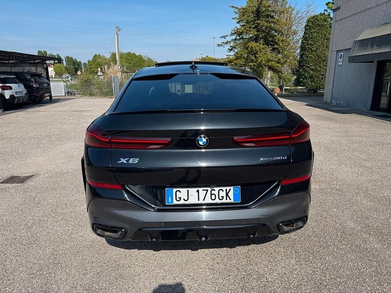 Usata BMW X6 M Sport 286 CV (210 kW) 2022 Nero SUV