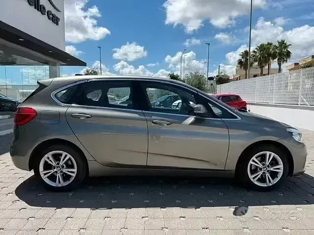 Usata BMW 216 Active Tourer Advantage 116 CV (85 kW) 2015 Grigio Monovolume