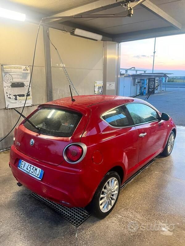 Usata Alfa Romeo MiTo 85 CV (62 kW) 2014 Rosso Utilitaria