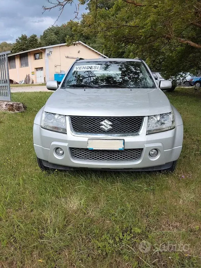 Usata Suzuki Vitara 129 CV (94 kW) 2006 Grigio SUV