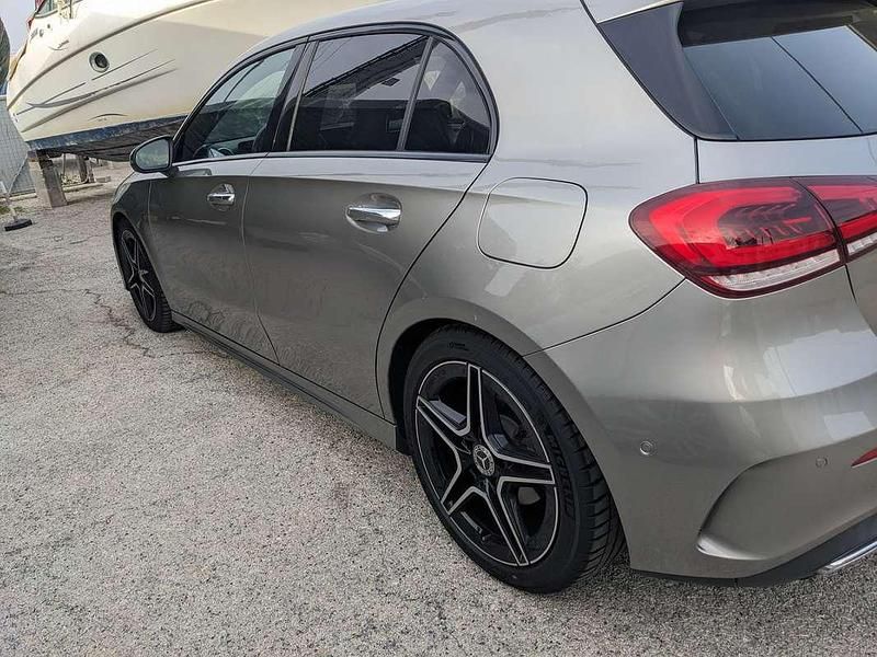 Usata Mercedes A200 150 CV (110 kW) 2018 Grigio Berlina