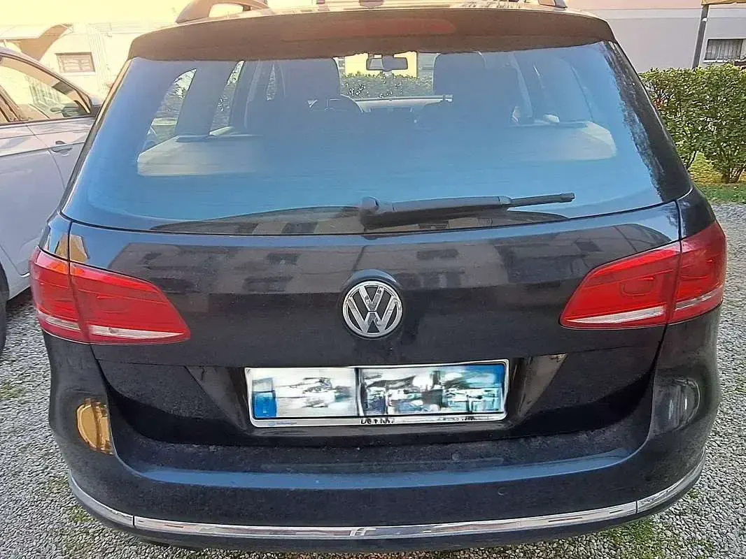 Usata VW Passat Highline 140 CV (102 kW) 2014 Nero Station wagon