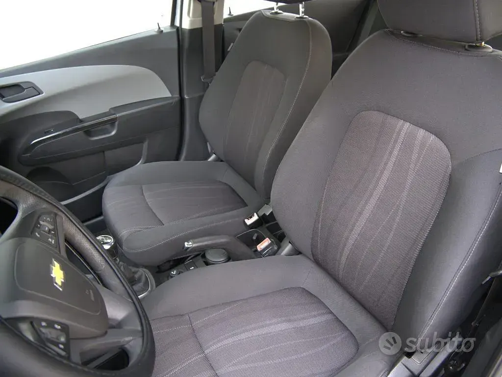 Usata Chevrolet Aveo LS 69 CV (50 kW) 2014 Grigio Berlina