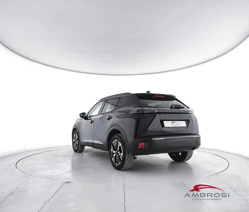 Usata Peugeot 2008 Allure 101 CV (74 kW) 2025 Nero SUV