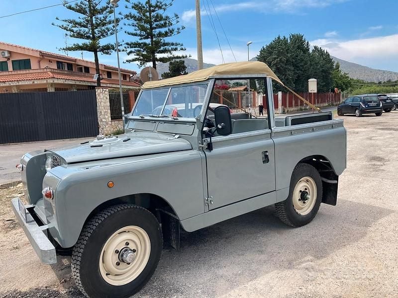 Usata Land Rover 88 1960 Grigio SUV