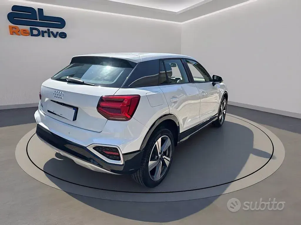Usata Audi Q2 Advanced Plus 116 CV (85 kW) 2022 Bianco SUV