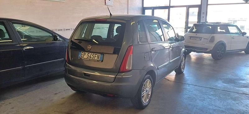 Usata Lancia Musa S 92 CV (67 kW) 2012 Monovolume