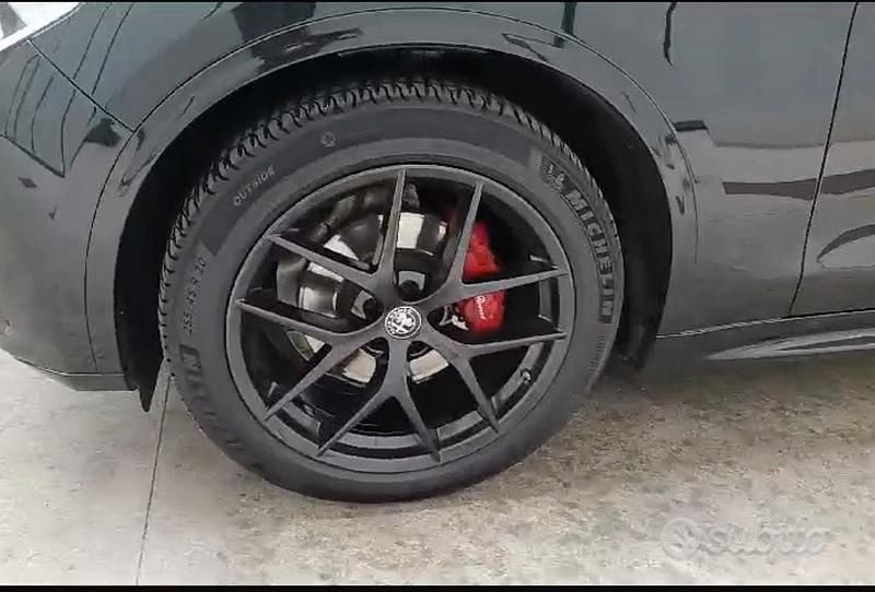 Usata Alfa Romeo Stelvio Veloce 210 CV (154 kW) 2021 Nero SUV