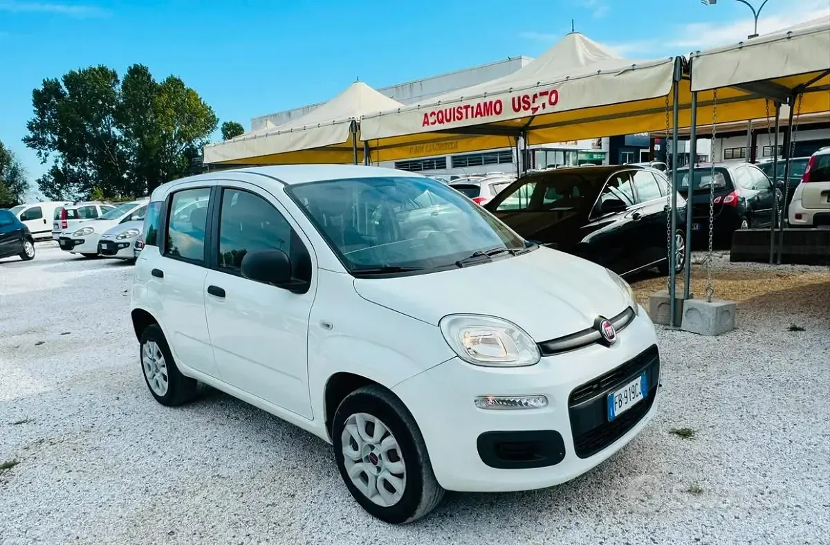Usata Fiat Panda Lounge 86 CV (63 kW) 2015 Beige Utilitaria