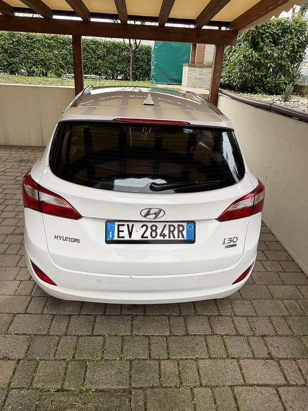 Usata Hyundai i30 Active 116 CV (85 kW) 2014 Station wagon