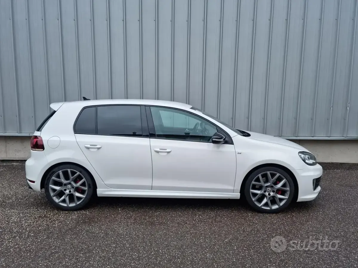 Usata VW Golf VI Edition 210 CV (154 kW) 2011 Bianco Utilitaria