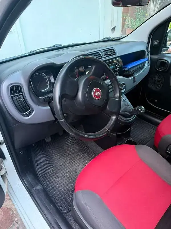 Usata Fiat Panda Pop 75 CV (55 kW) 2013 Utilitaria