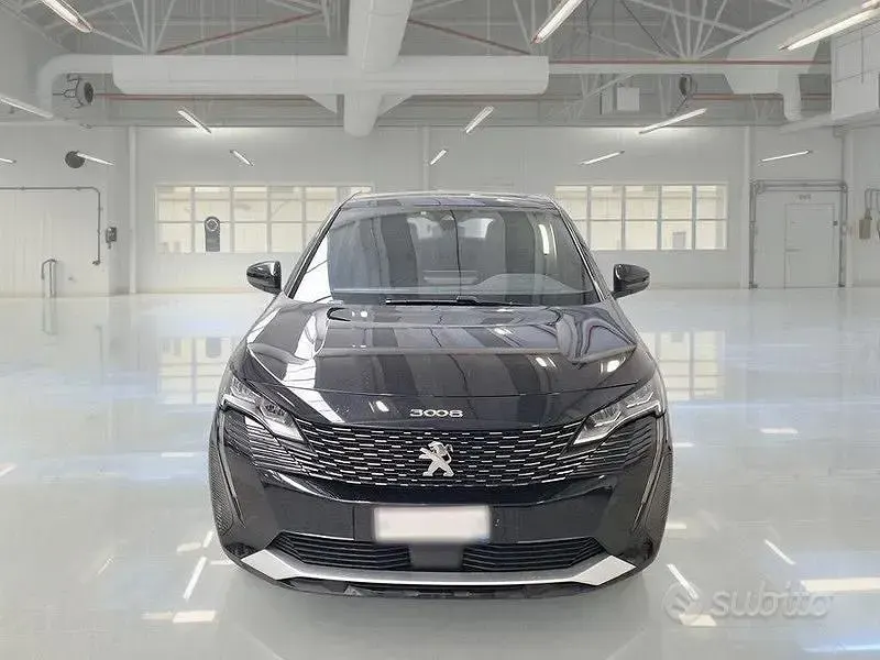 Usata Peugeot 3008 Allure 130 CV (95 kW) 2023 Nero SUV